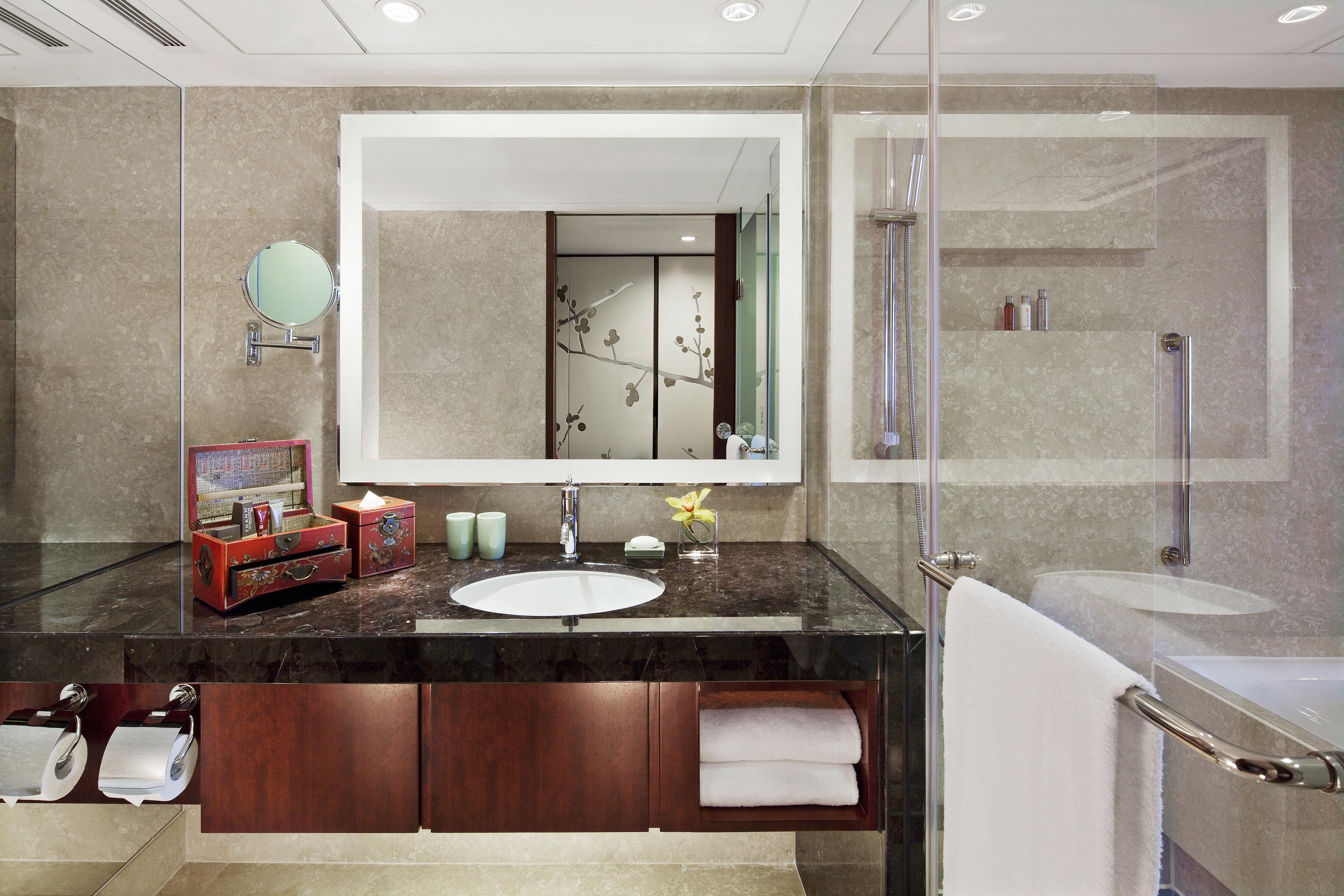 China Hotel Guangzhou - Subway Direct To Pazhou Exhibition Center, Free Shuttle During Canton Fair & Exhibitor Registration Counter Esterno foto Bathroom
