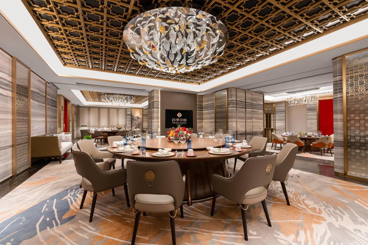 China Hotel Guangzhou - Subway Direct To Pazhou Exhibition Center, Free Shuttle During Canton Fair & Exhibitor Registration Counter Esterno foto The interior of the restaurant