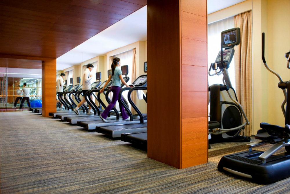 China Hotel Guangzhou - Subway Direct To Pazhou Exhibition Center, Free Shuttle During Canton Fair & Exhibitor Registration Counter Esterno foto The gym at the InterContinental
